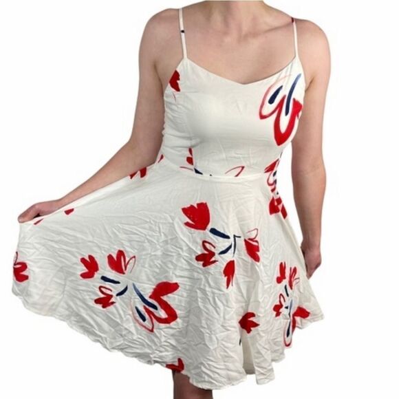Old Navy White, Red, and Blue Sleeveless Dress - Picture 3 of 7